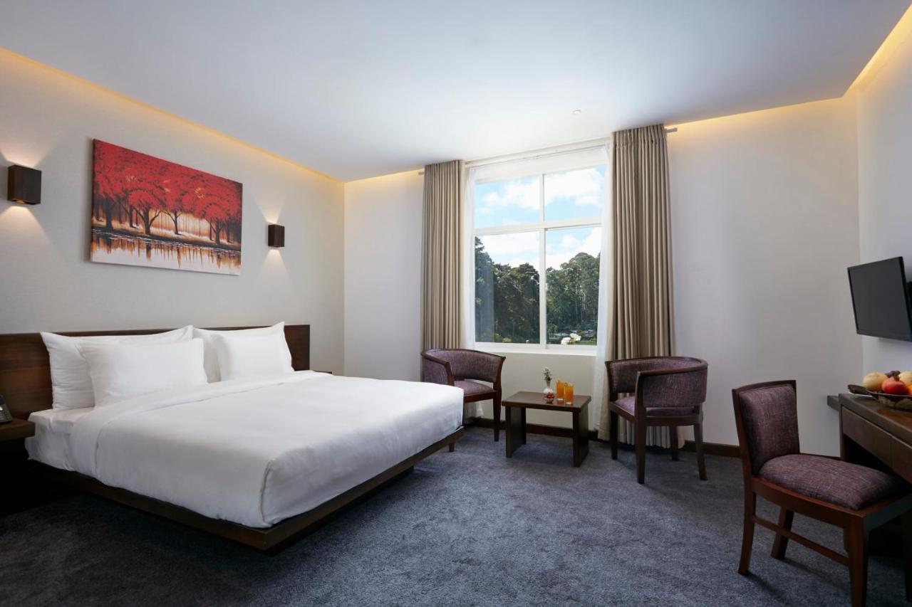 Galway Heights Hotel Nuwara Eliya Exteriör bild