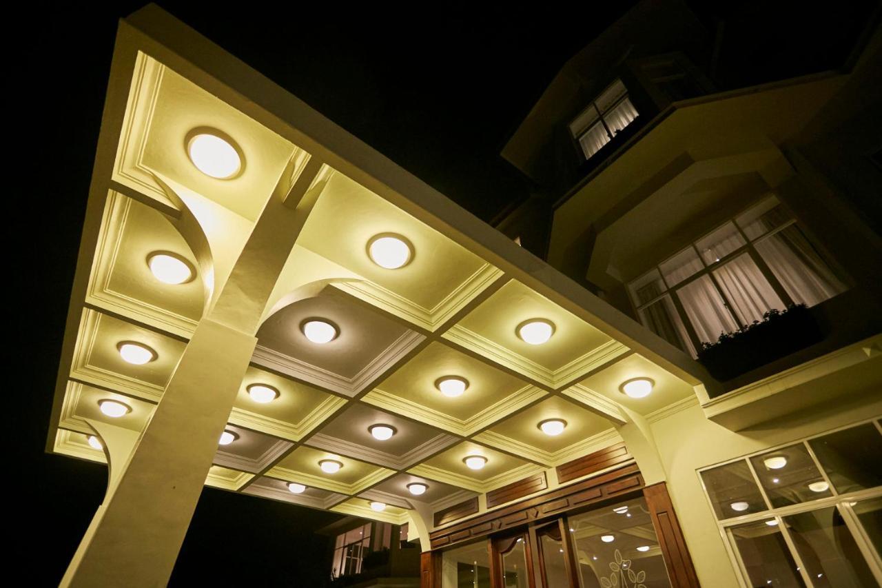Galway Heights Hotel Nuwara Eliya Exteriör bild